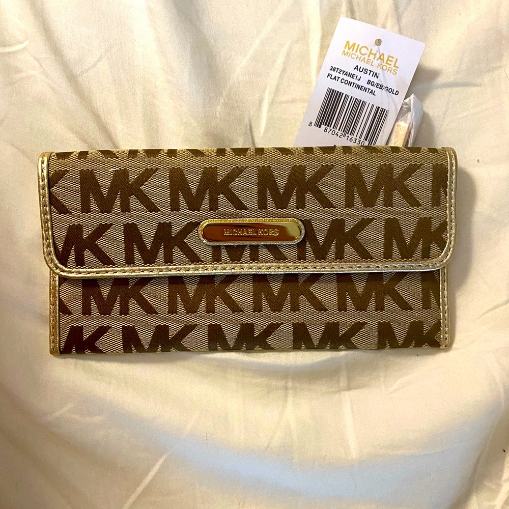 NEW! Michael Kors Austin Continental Flat Wallet
